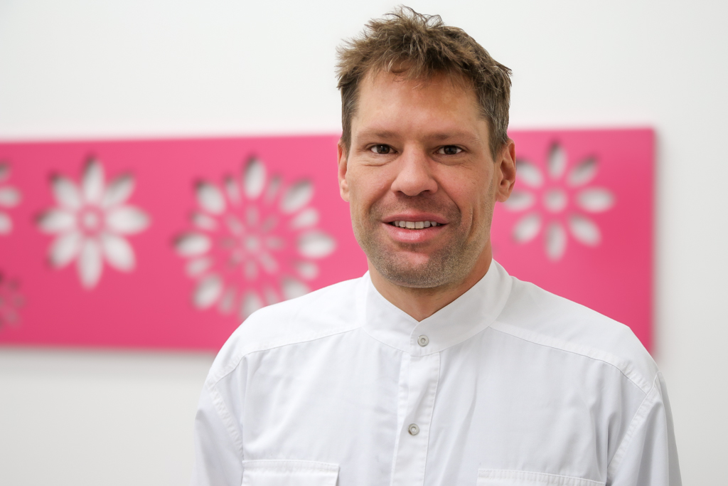 Dr Jakub Szybalski - lekarz dentysta w Bianco Stomatologia Tychy